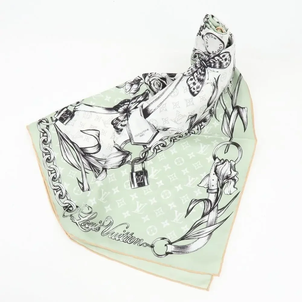 Louis Vuitton Blooming Monogram Carre 90 Silk Scarf Green
